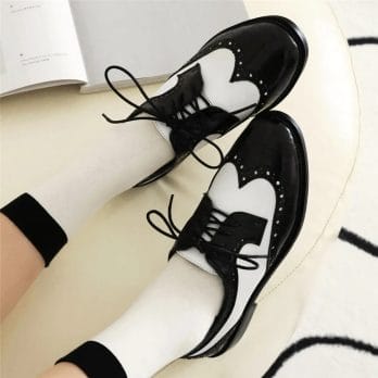 Round Toe Woman Shoes Lace-Up Bullock Carving Loafers Low Heel Chunky Ladies British Style Oxfords Flats Zapatos Mujer Brown 3