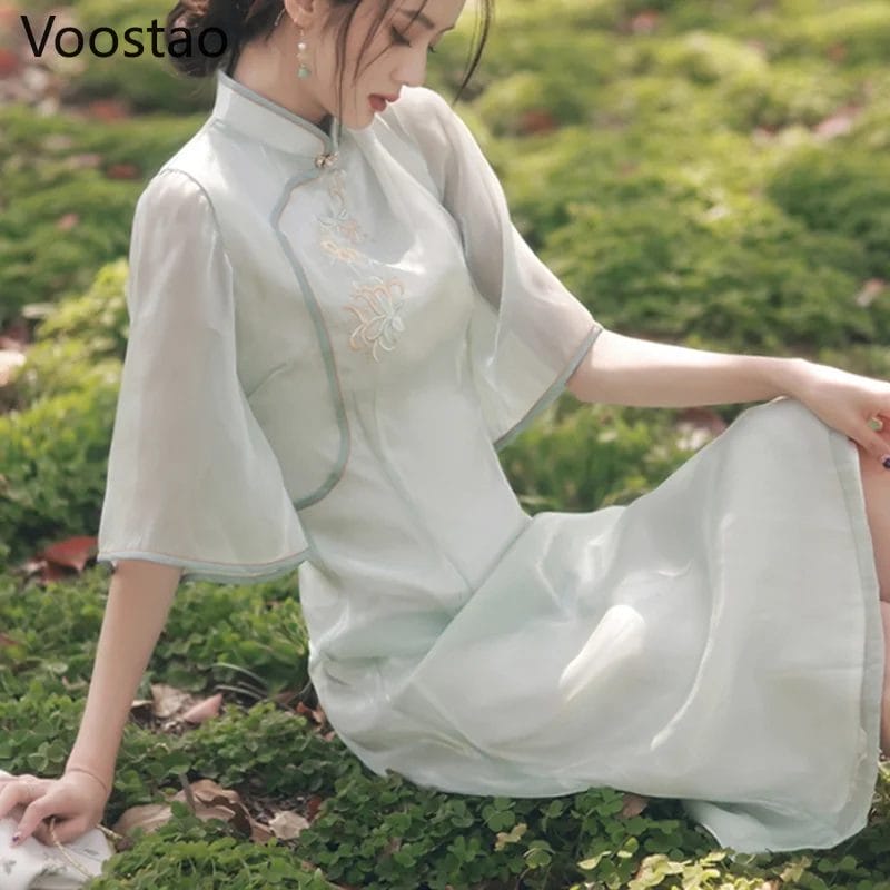 Chinese Style Elegant Cheongsams Dress Traditional Summer Women Vintage Floral Embroidery Qipao Dress Ladies Chiffon Dresses 1