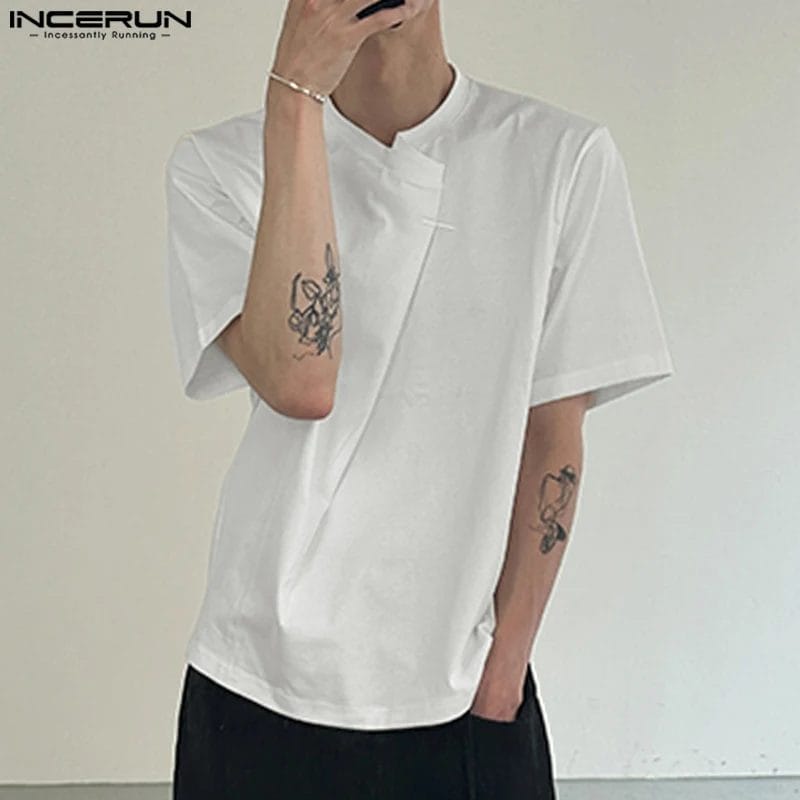 INCERUN Men T Shirt Solid Short Sleeve Pleated Loose Korean Style Men Clothing Streetwear Summer 2024 Stylish Tee Tops S-5XL 1
